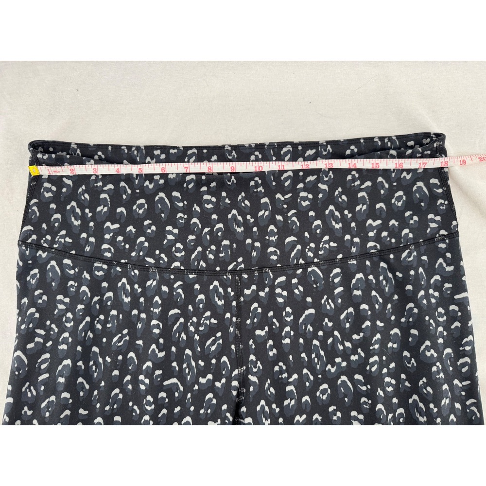 Old Navy Active Elevate Go-Dry Leopard Leggings XXL Black Grey Animal Print - Picture 5 of 6